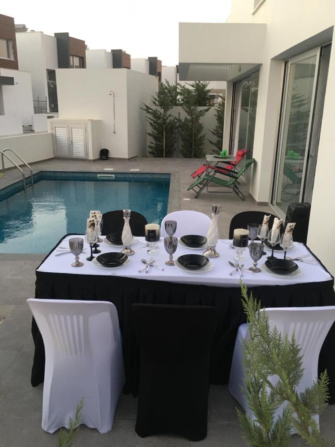 Mobina Villas Larnaca Exterior photo