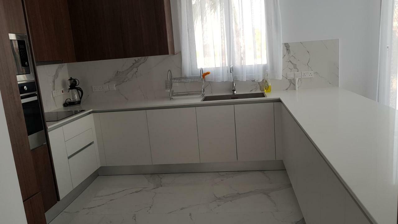 Mobina Villas Larnaca Exterior photo